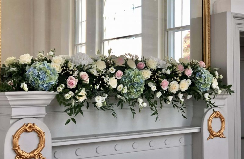 Venue-Dressing-St-Albans-Museum-Mantle-Runner-scaled.jpg